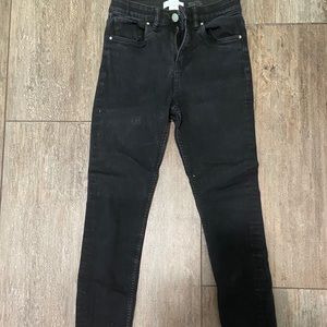 Black Skinny Jeans